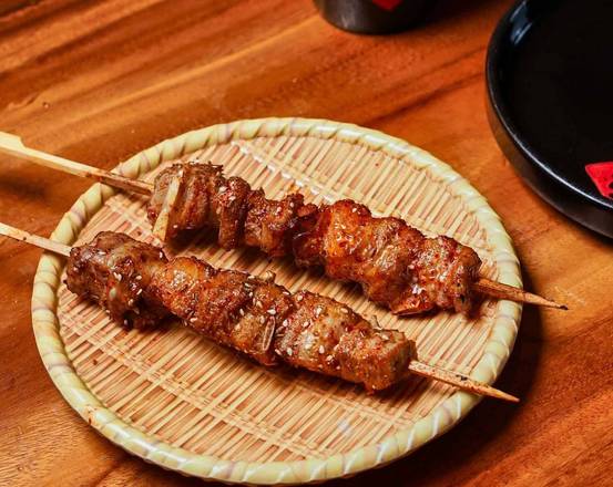 Charcoal Grilled Lamb Ribs （halal)(碳烤羊小排)(清真） (2 pcs)